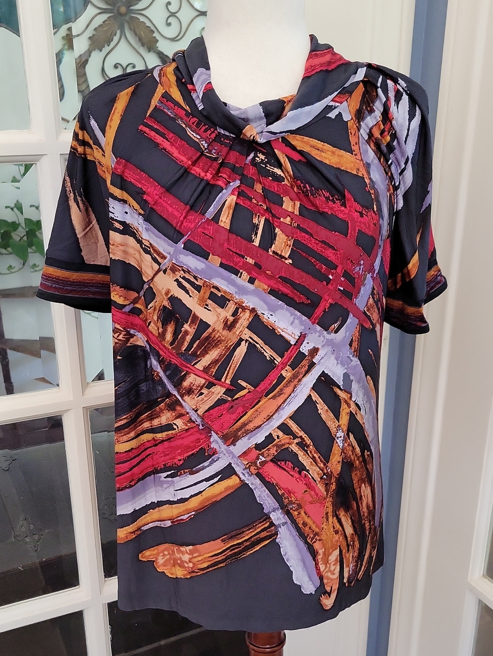 NWT -- BCBGMaxAzria Abstract Brushstroke Short-Sleeve Top | Size: L